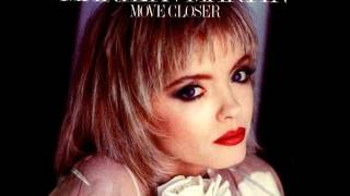 Marilyn Martin - Move Closer (LYRICS)