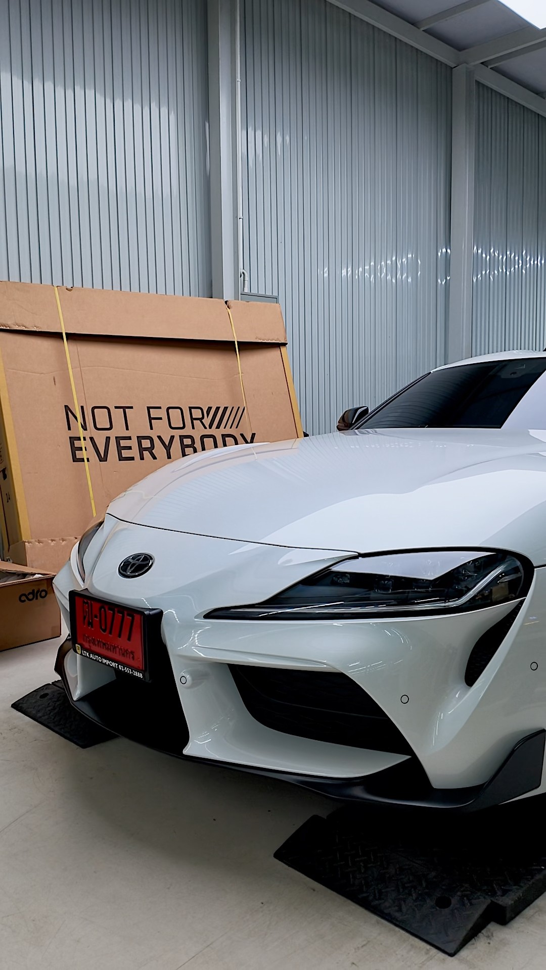 ADRO ฝากระโปรงหน้าคาร์บอน + วิงหลัง AT-R2 Toyota GR Supra ที่ G-FORCE