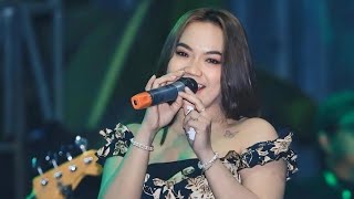 Download lagu SEBENING EMBUN _ ERIKA SYAULINA _ FAMILYS GROUP @AdiMusic_Channel  mp3