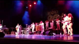 Milly Quezada "Vive"