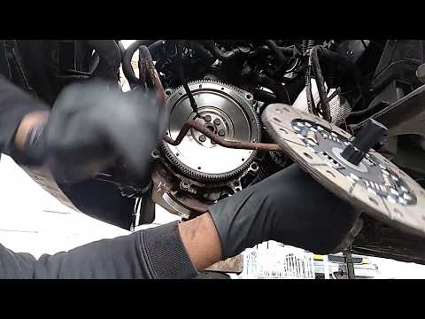 Volkswagen MK4 Project - Clutch Installation