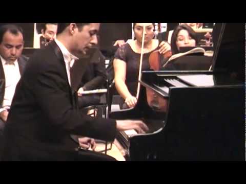Beethoven Piano Concerto No.1 in C, Op.15 - Allegro con Brio (parte 2 de 4)