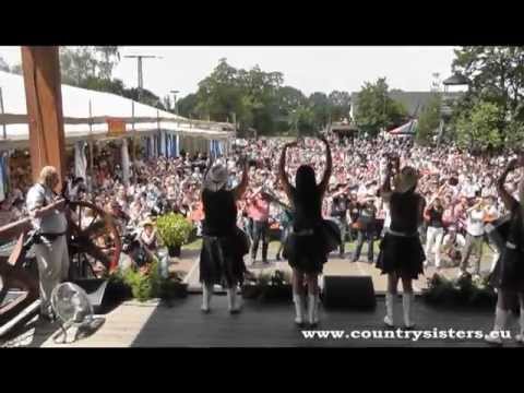 Country Sisters - Michael Row The Boat Ashore (LIVE 2012)