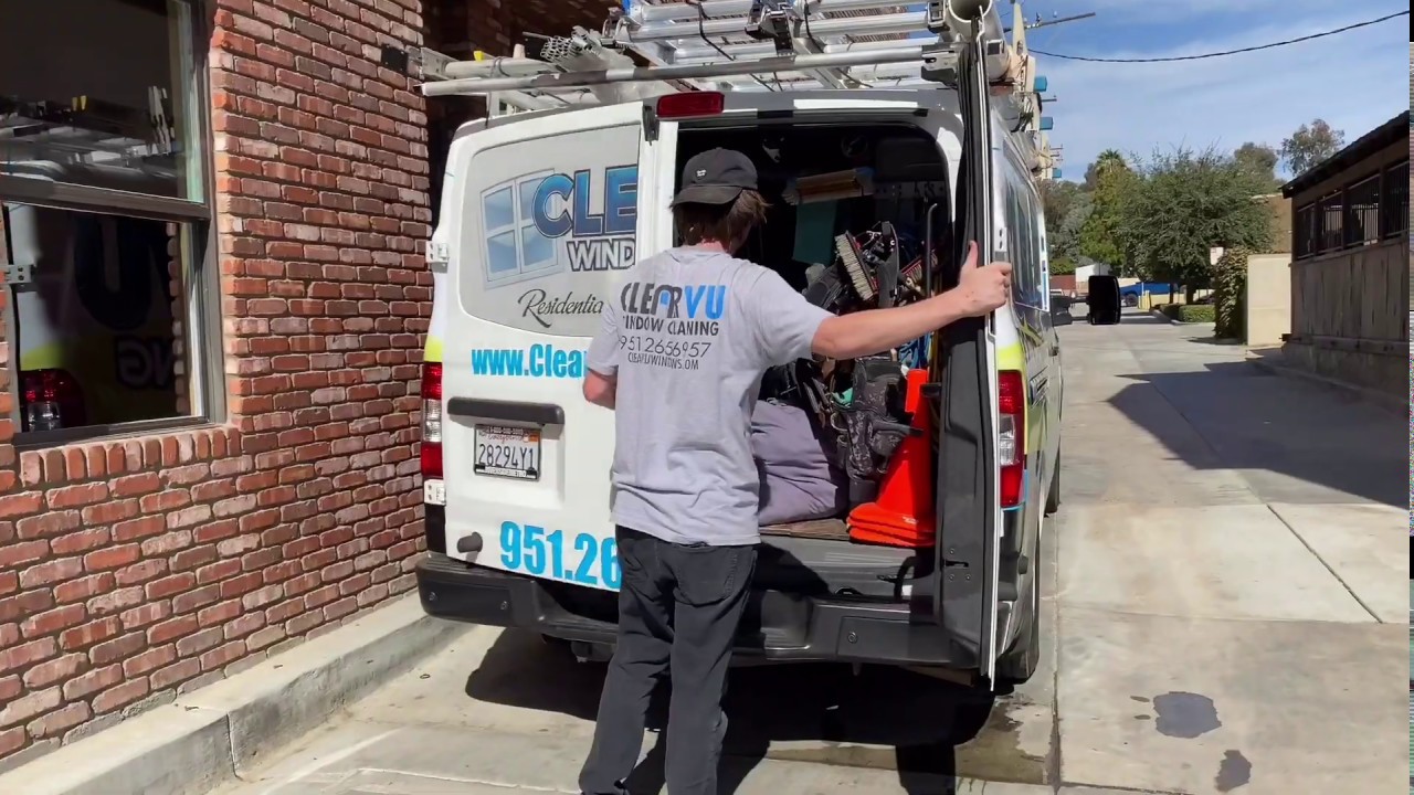 Clearvu Window Cleaning team cleaning a commercial building in Temecula Valley