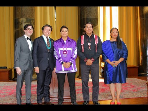 Ohén:ton Í:iente ne Ratitsénhaienhs visits New York City for Indigenous Peoples Day