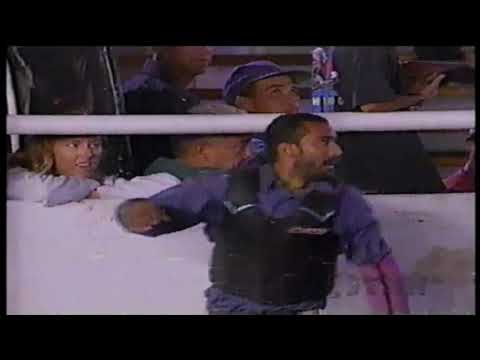 Nick Buckley vs Trick Or Treat - 95 PBR Paso Robles (87 pts)