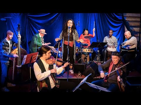 Afro Arabiq Walzer Archestra (A/SYR/TUN/SEN) / DAS DORF Wien / Austria