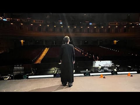 Santo di patria - Attila - Chelsea Lehnea