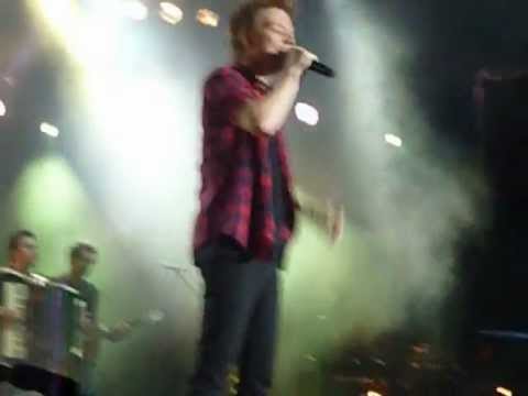 Michel Teló - Vamo mexe - Concert Colmar