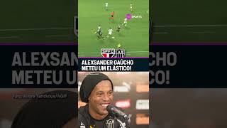 Download lagu ALEXSANDER WAS FEELING BOLD! WHAT AN ABSURD STRETCH #soccer #atletico #galo #atleticomineiro #gal... mp3