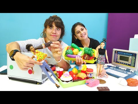 Barbie bebek zayıflamak istiyor! Ayşe VS Ümit - diyetisyenler. Komik kız videoları