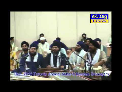 091 Toronto Dec. 2014 Smaagam - Raensabaayee Keertan - Bh. Sukhpal Singh Jee Malliaan