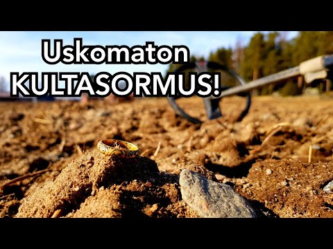 I found a gold ring hundreds of years old with a metal detector!