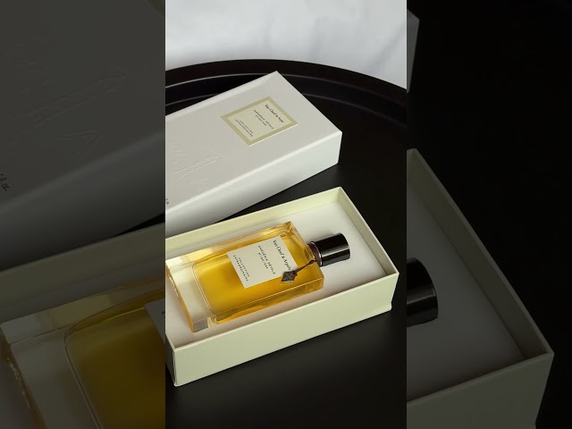 Vídeo relacionado con Van Cleef & Arpels Collection Extraordinaire Gardenia Petale Eau de Parfum Spray 75 ml