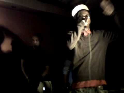 Ill Skillz just B4 the Gass Attak!.3GP