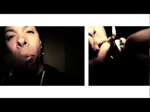 YOUNG DE aka DEMRICK FT. SCOOP DEVILLE x CLIQOU NICO x BREVI "WHAT'S GOOD!?" REMIX