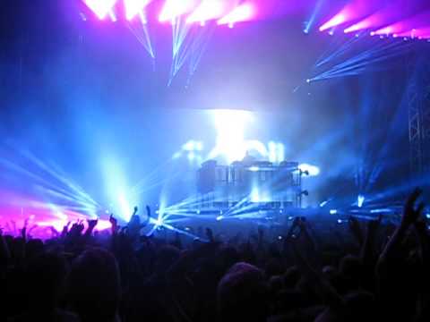Avicii -  Intro. "I Could Be The One/Wake Me Up" Odderøya 6 July 2013