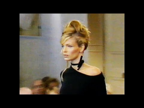 Jean-Paul Gaultier haute Couture Fall 1998 (Fashion TV)
