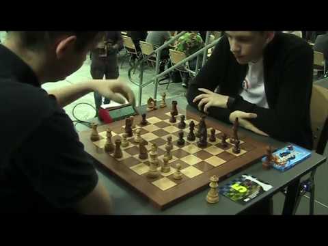 Threat of quick e5 for Black in London System,  FM Martin Jablonicky - GM Duda Jan-Krzysztof