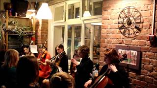 David Arnold, Michael Price - Who you really are - Parodie ensemble