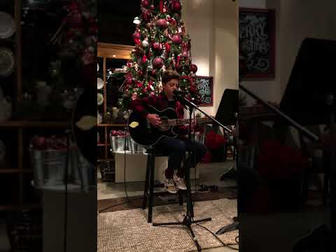 Tate Brusa- Hallelujah (Live)