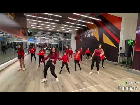 "Mi gente" J Balvin and Willy William_ Zumba Dance