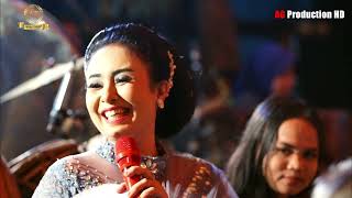 Download lagu CIREBON PEGOT BUNDA TIA PERMATASARI ' ANEKA TUNGGAL ' LIVE MERTASINGA - CIREBON mp3