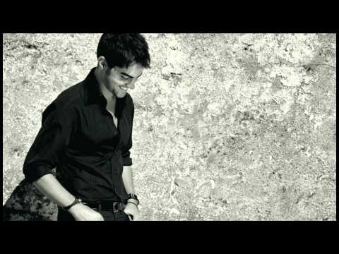 Milos The Guitar: Tarrega Recuerdos De La Alhambra