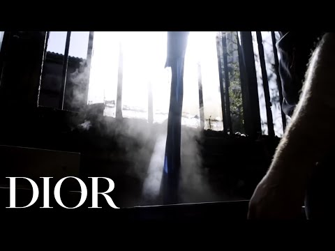 Autumn-Winter 2017-18 Ready-to-Wear Fashion Show -  In the Dyer's Atelier