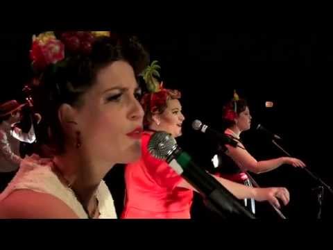 Trio vocal féminin - Singin' Rendez-Vous et le Ragtime Band en spectacle (Québec)