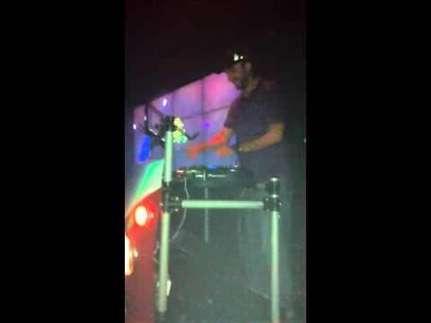 Dj Fábio Costa  19/12  Micha Moor,Avaro vs Tritonal - Kwango Anchor ( Erick Gaudino Mashup)