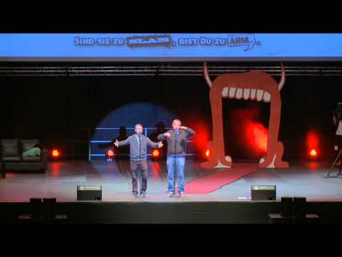 Team Totale Zerstörung beim Slam 2011 in Hamburg.avi