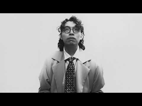 椅子樂團 The Chairs - 不想和你分開 (Official Audio)