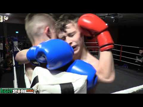 Che Mullan vs Jason King - DELIVERANCE 3