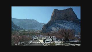 preview picture of video 'Sierra de Aitana con nieve - Valle del Guadalest (Alicante)'