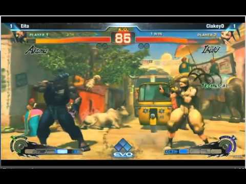 EVO 2012 ClakeyD (Ibuki) Vs Eita (Akuma) SSF4AE Live Match