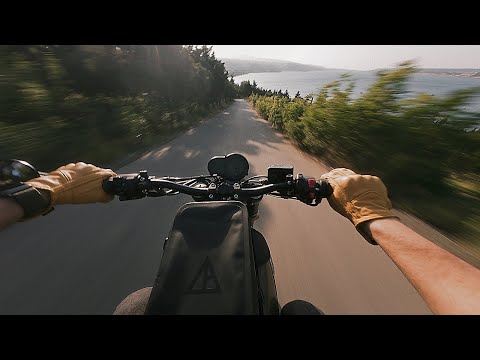 Morning ride to the lake