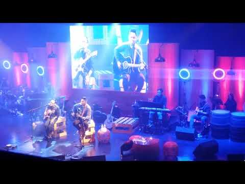 Noel Cabangon and Davey Langit