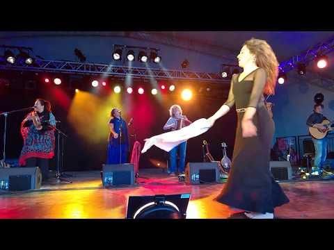 OFFICINA ZOE' & MARISTELLA MARTELLA AT WOMAD UK 2017 - Stage BBC3 Charlie Gillett - Don Pizzica