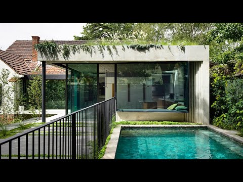 Malvern Garden House With Swimming Pool / Area : 550 m²