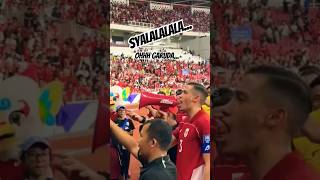 Download lagu Yel yel timnas Indonesia dan suporter, syalalalala ohh Garuda..  #yelyelviral #suporter #shorts mp3