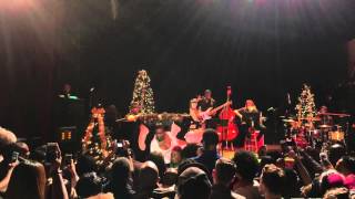 India Arie FAVORITE TIME OF YEAR w/ Melonie Daniels Gramercy NYC 12/15/15 Christmas With Friends