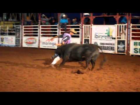 RODEIO DE IBIRAREMA 2014 - Bullfighter Freestyle
