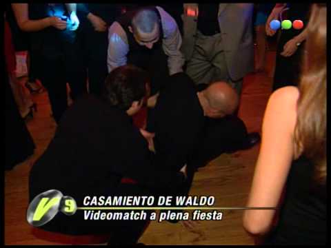 El Casamiento De Waldo, Bailando – Versus 2001