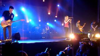 Paramore - I Caught Myself HD (London Wembley Arena 18/12/2009)