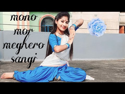 Mono mor meghero sangi || Dance cover || Rabindra niritya || Dance performance by Sneha 💙