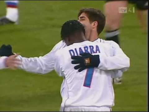 Juninho v Bayern Munchen