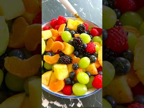 How to Make the BEST Fruit Salad 🌈