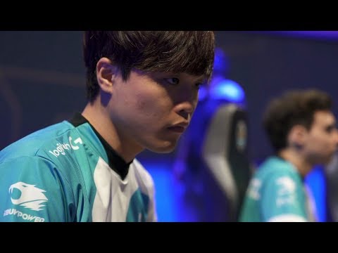 Welcome to the Finals of NA LCS Regional Qualifier for Worlds 2017 -  Cloud 9 vs CLG!