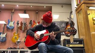 Video thumbnail for Gibson J-45 Standard Cherry SOUND TEST (NO TALKING) by FlowGuitars